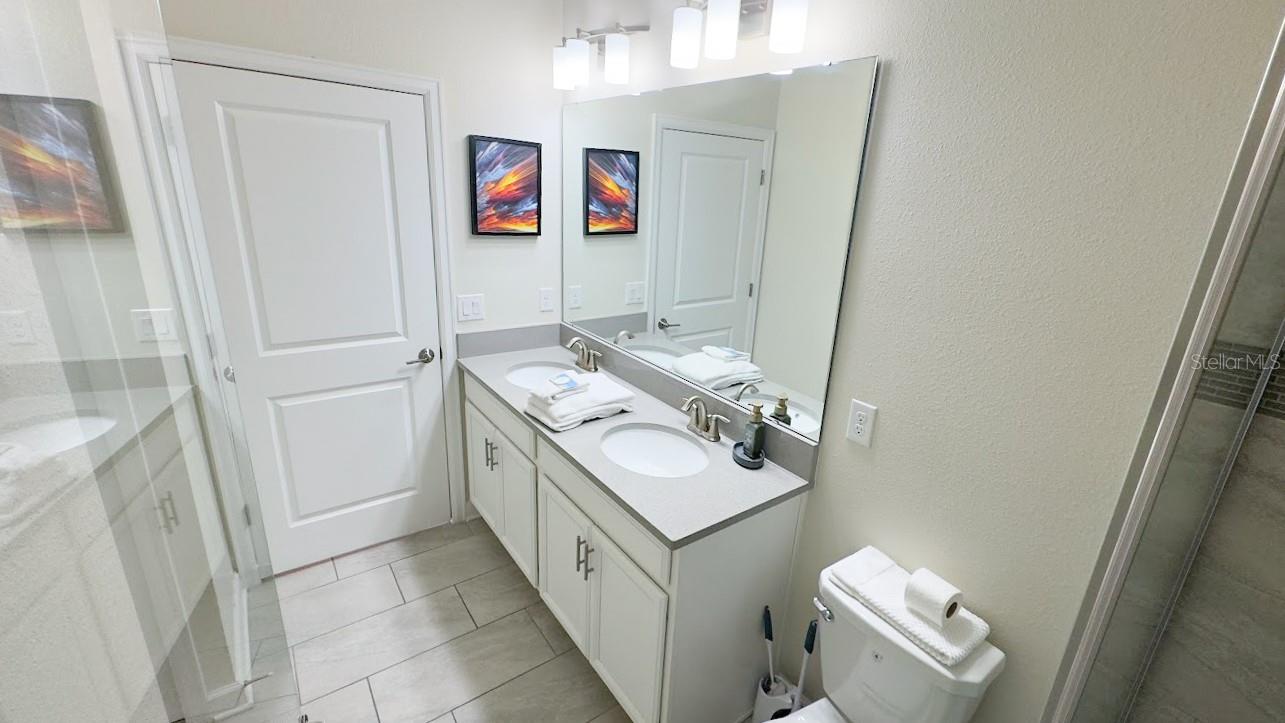 8912 CABOT CLIFFS DR, DAVENPORT, FL, 33896