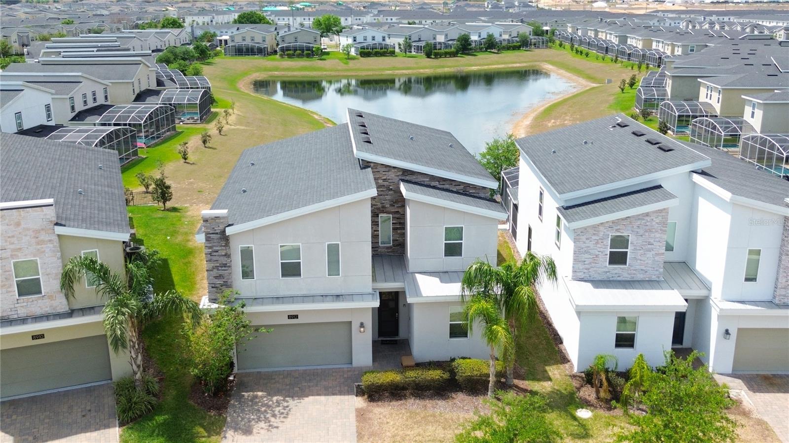 8912 CABOT CLIFFS DR, DAVENPORT, FL, 33896