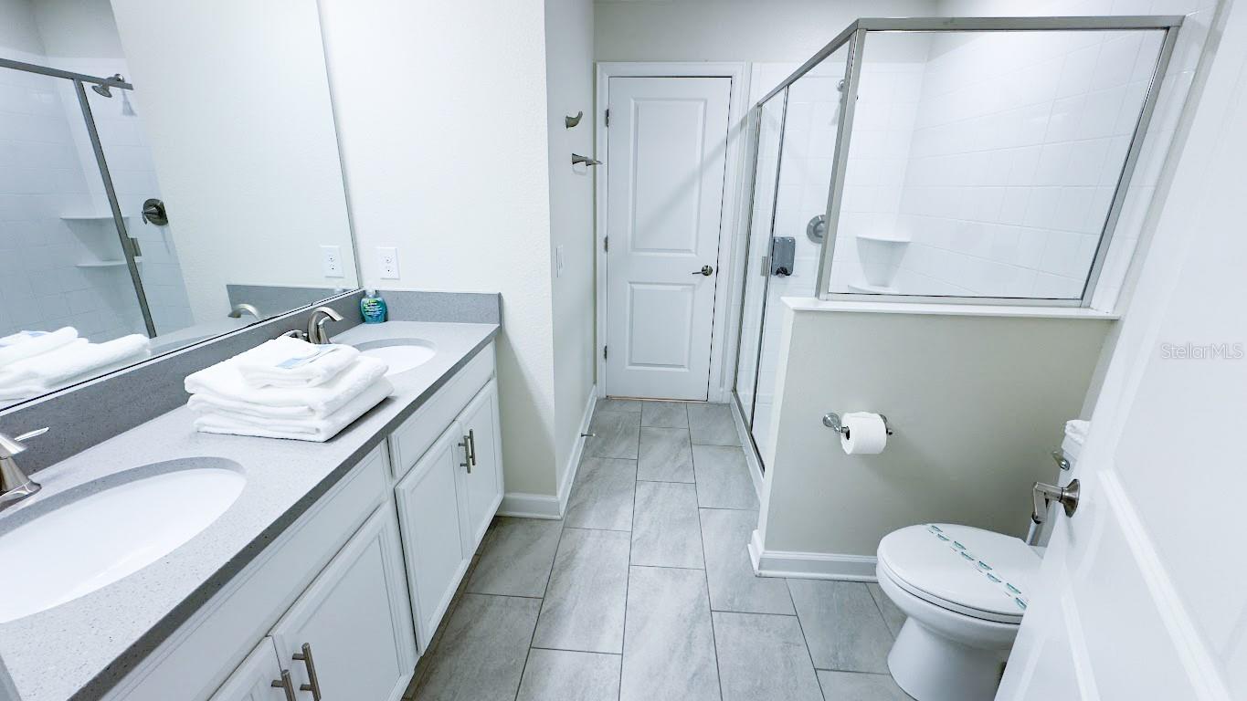 8912 CABOT CLIFFS DR, DAVENPORT, FL, 33896