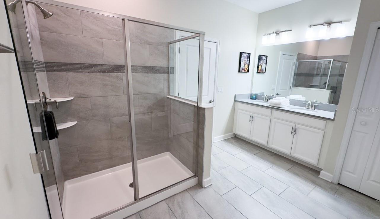 8912 CABOT CLIFFS DR, DAVENPORT, FL, 33896