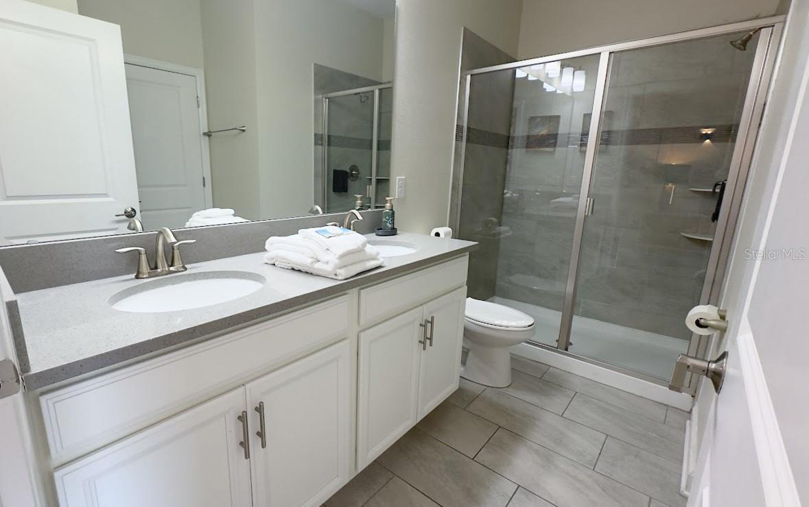 8912 CABOT CLIFFS DR, DAVENPORT, FL, 33896