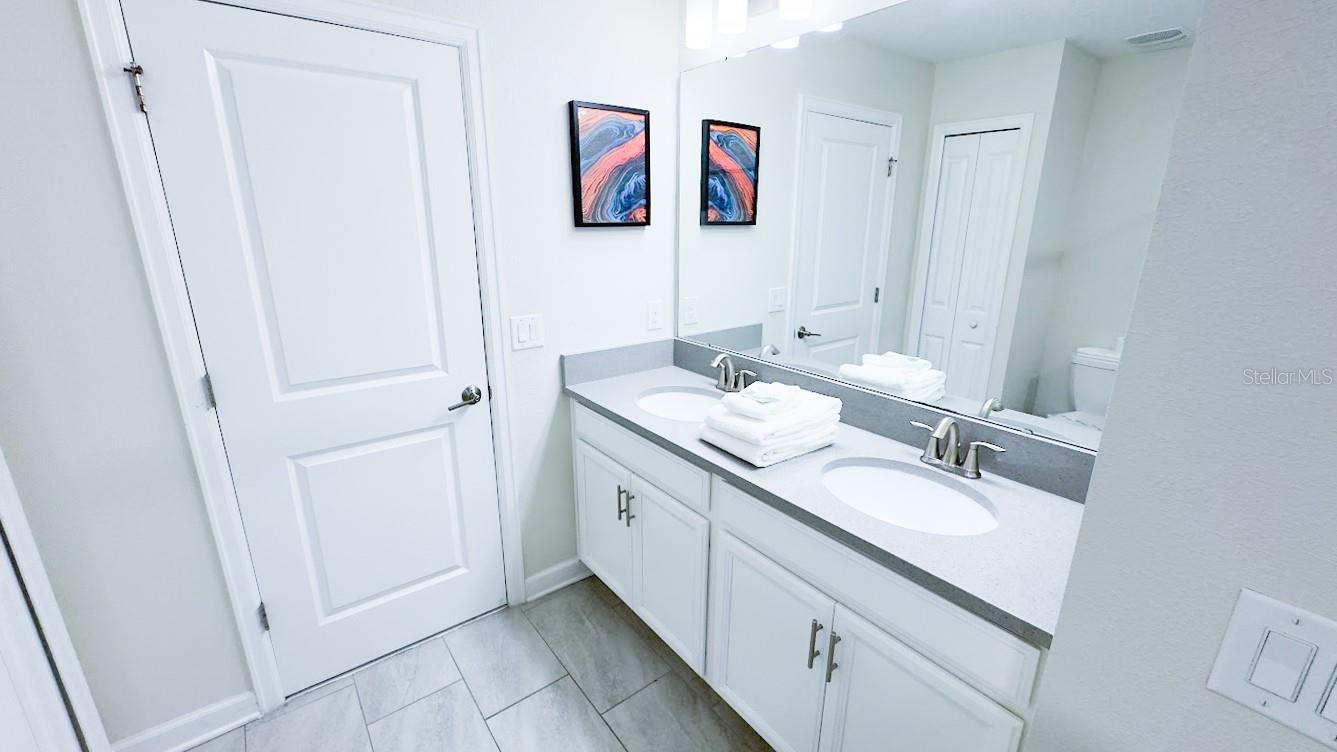 8912 CABOT CLIFFS DR, DAVENPORT, FL, 33896