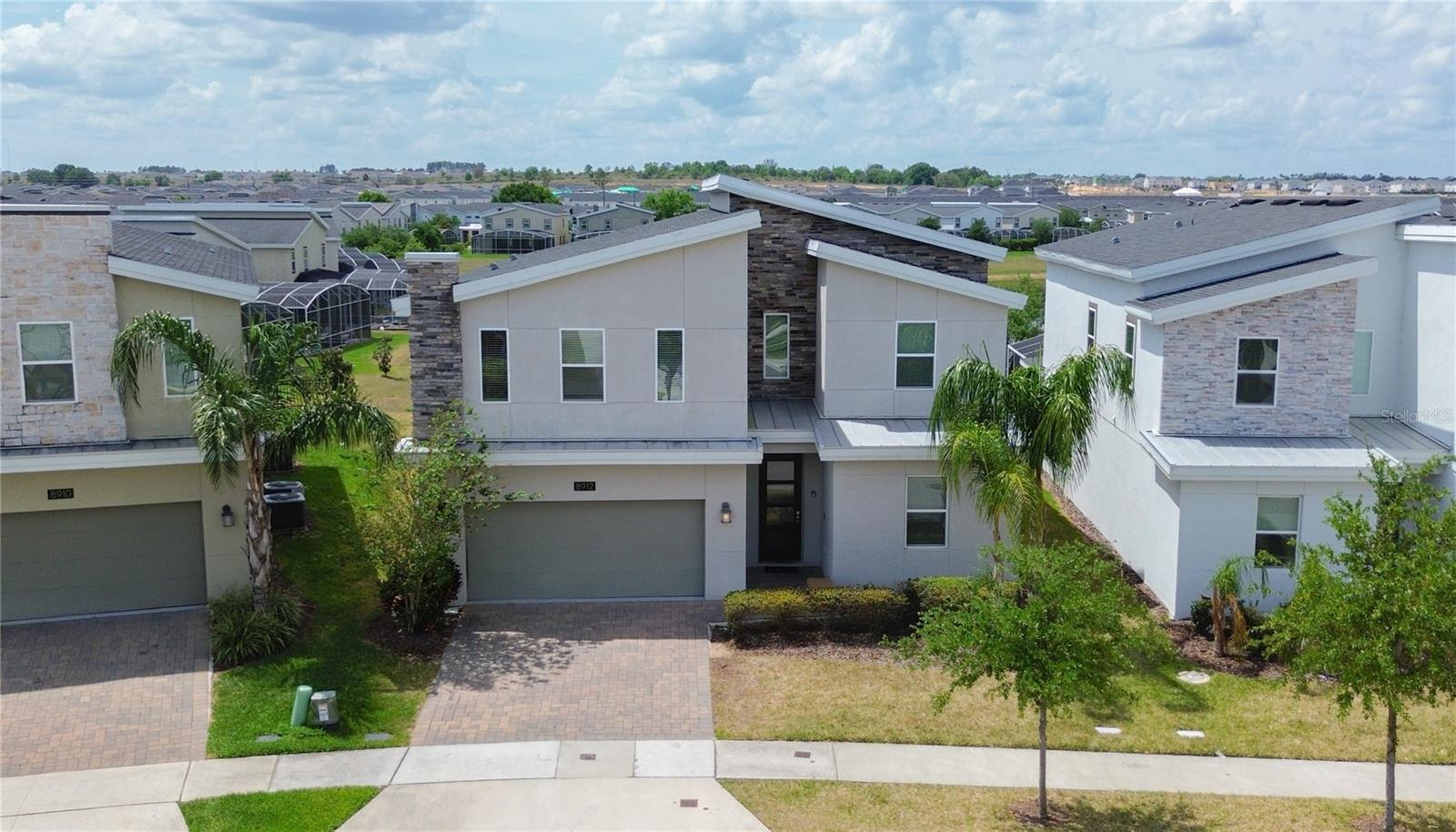 8912 CABOT CLIFFS DR, DAVENPORT, FL, 33896