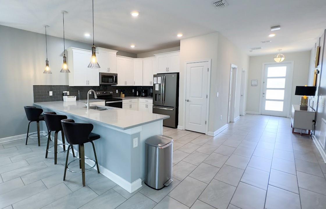 8912 CABOT CLIFFS DR, DAVENPORT, FL, 33896