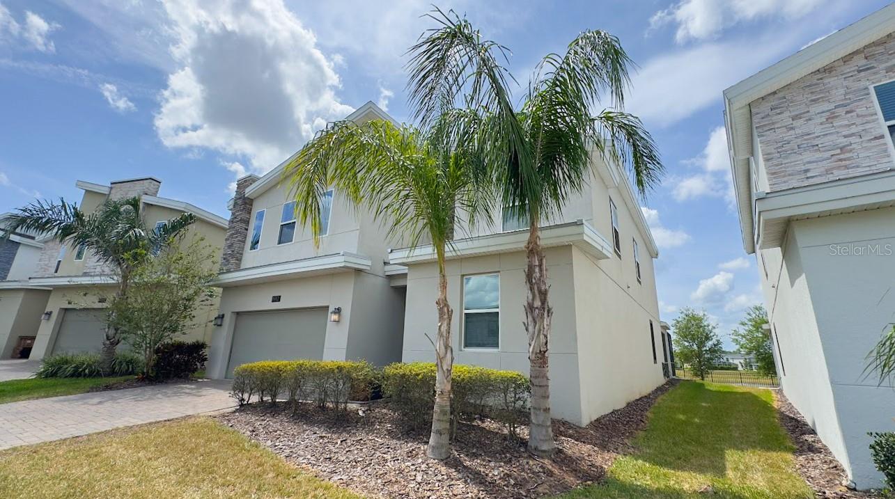 8912 CABOT CLIFFS DR, DAVENPORT, FL, 33896