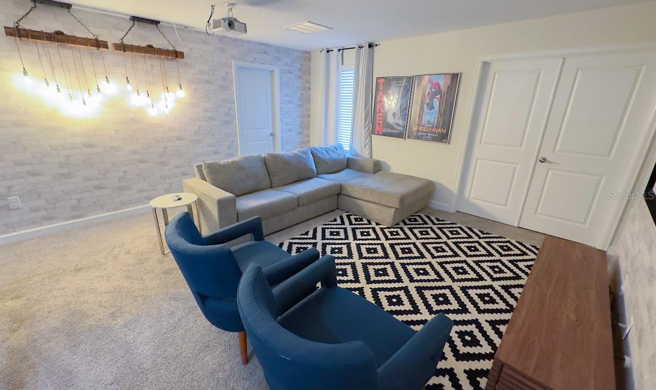 8912 CABOT CLIFFS DR, DAVENPORT, FL, 33896