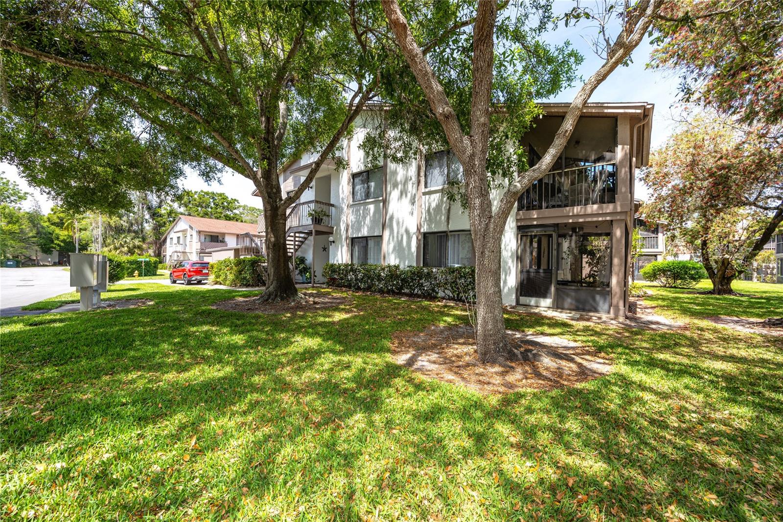2363 NEWBURG LN #B, SAFETY HARBOR, FL, 34695