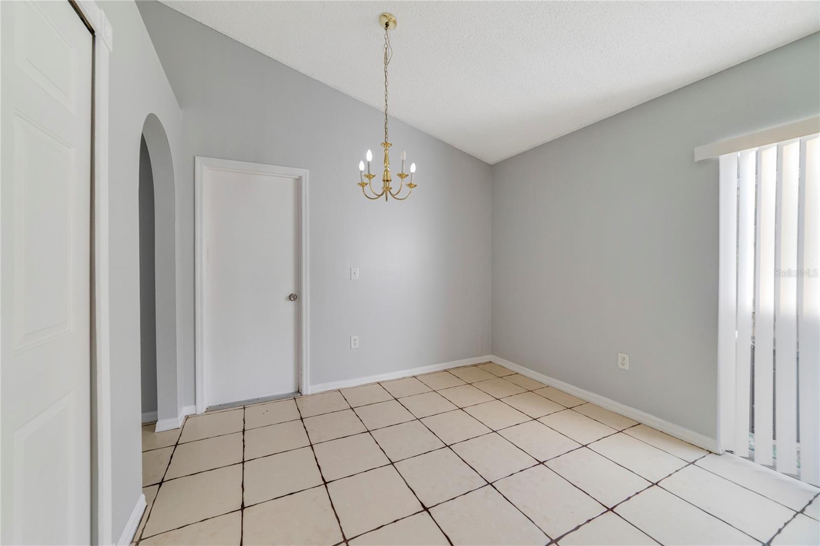 8637 CLAIBORNE CT, ORLANDO, FL, 32825