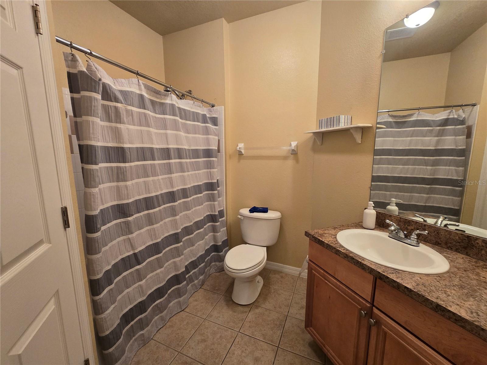 1235 SW 9TH RD #104, GAINESVILLE, FL, 32601