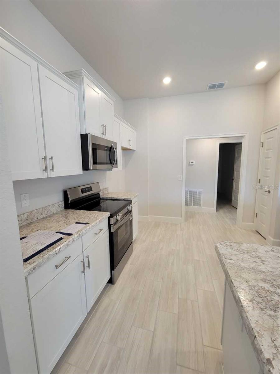 6104 SW 147TH STREET RD, OCALA, FL, 34473