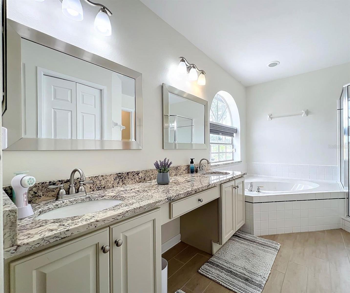 17528 E APSHAWA RD, MINNEOLA, FL, 34715
