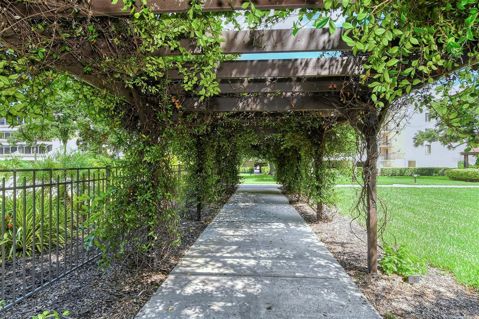 6267 MIDNIGHT PASS RD #306, SARASOTA, FL, 34242