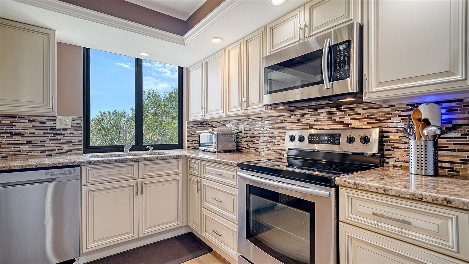6267 MIDNIGHT PASS RD #306, SARASOTA, FL, 34242