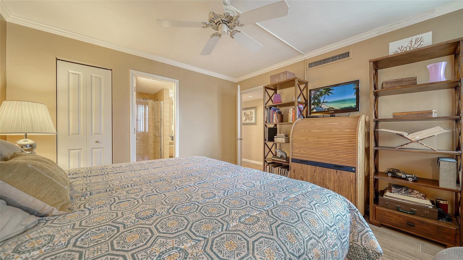 6267 MIDNIGHT PASS RD #306, SARASOTA, FL, 34242