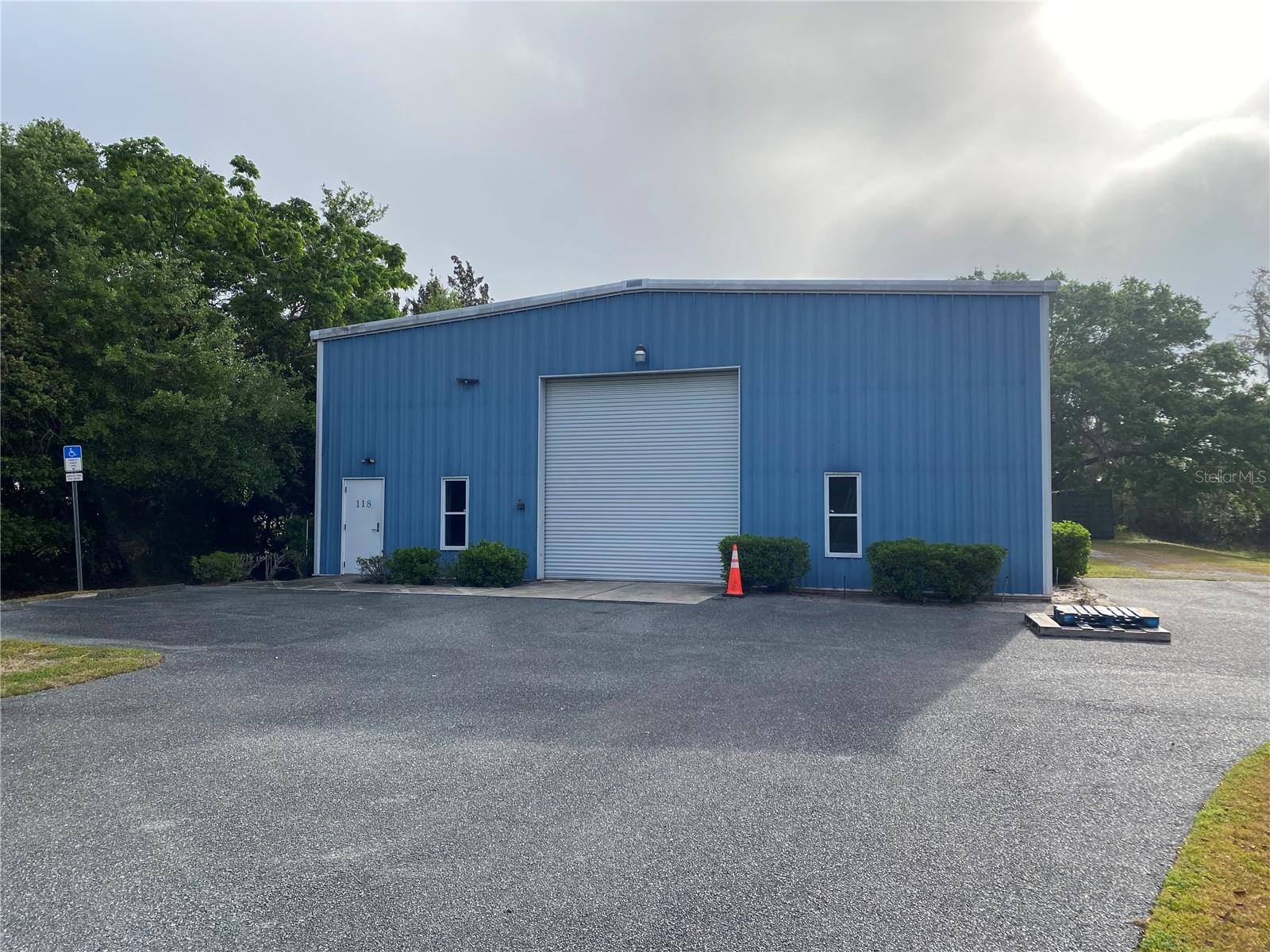 118 WEBER AVE, LEESBURG, FL, 34748