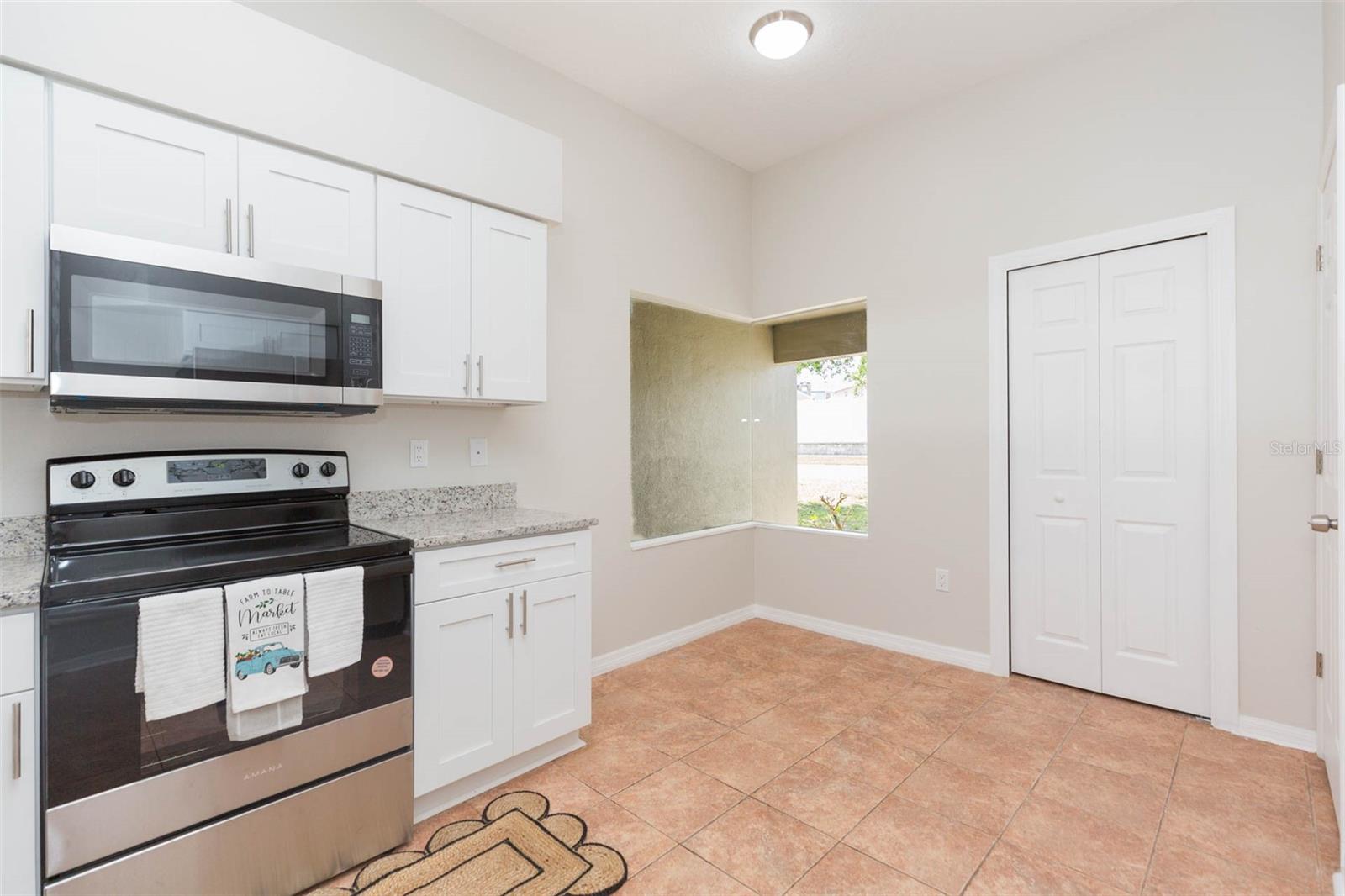 7939 MERCHANTVILLE CIR, ZEPHYRHILLS, FL, 33540