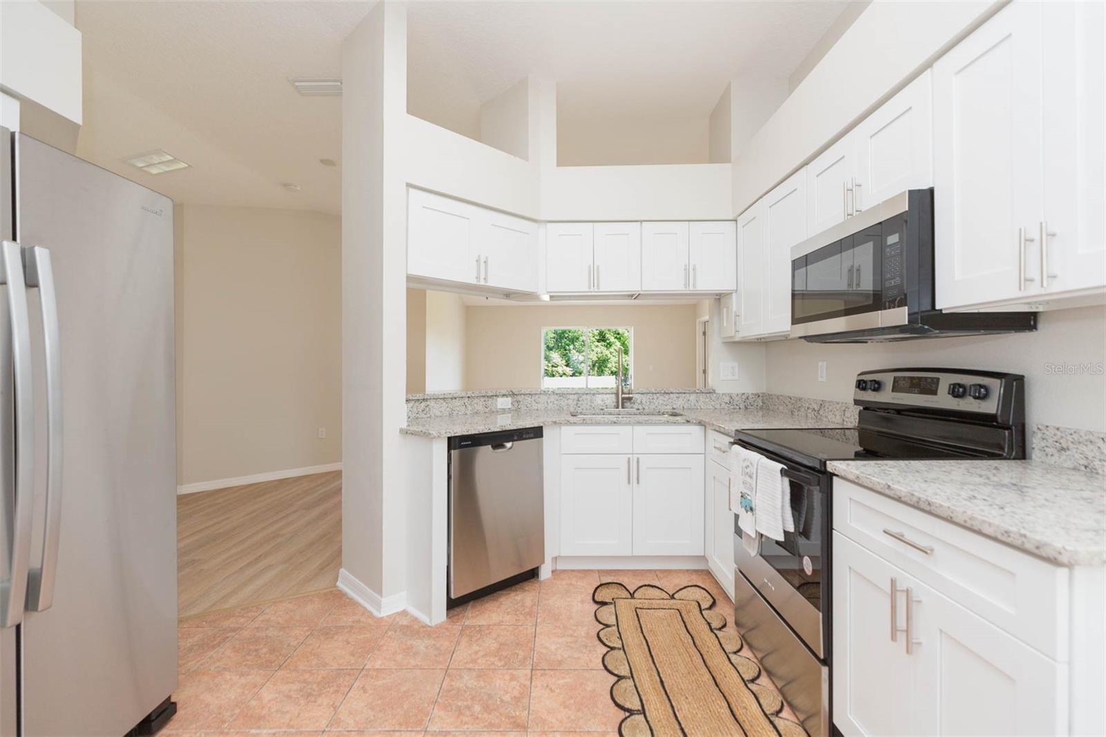 7939 MERCHANTVILLE CIR, ZEPHYRHILLS, FL, 33540