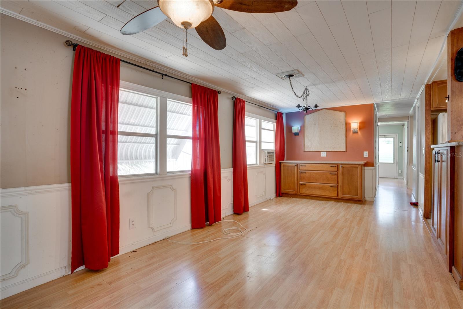 5204 YELLOW PINE ST N, ST PETERSBURG, FL, 33709