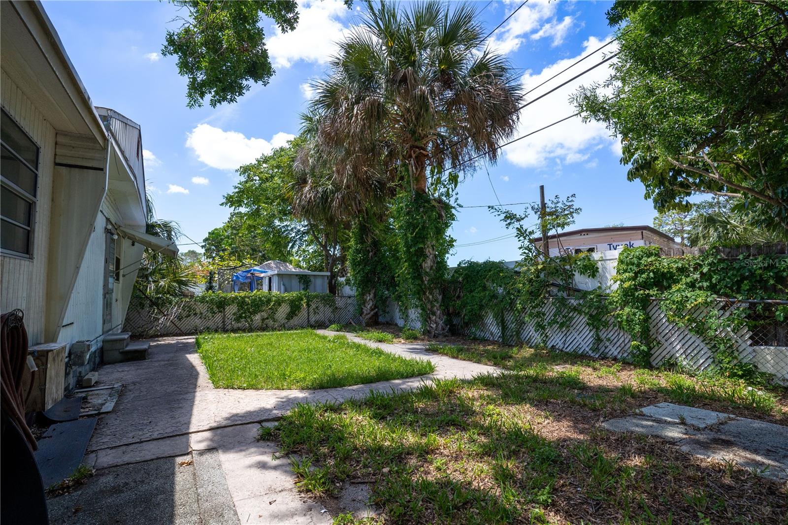 5204 YELLOW PINE ST N, ST PETERSBURG, FL, 33709