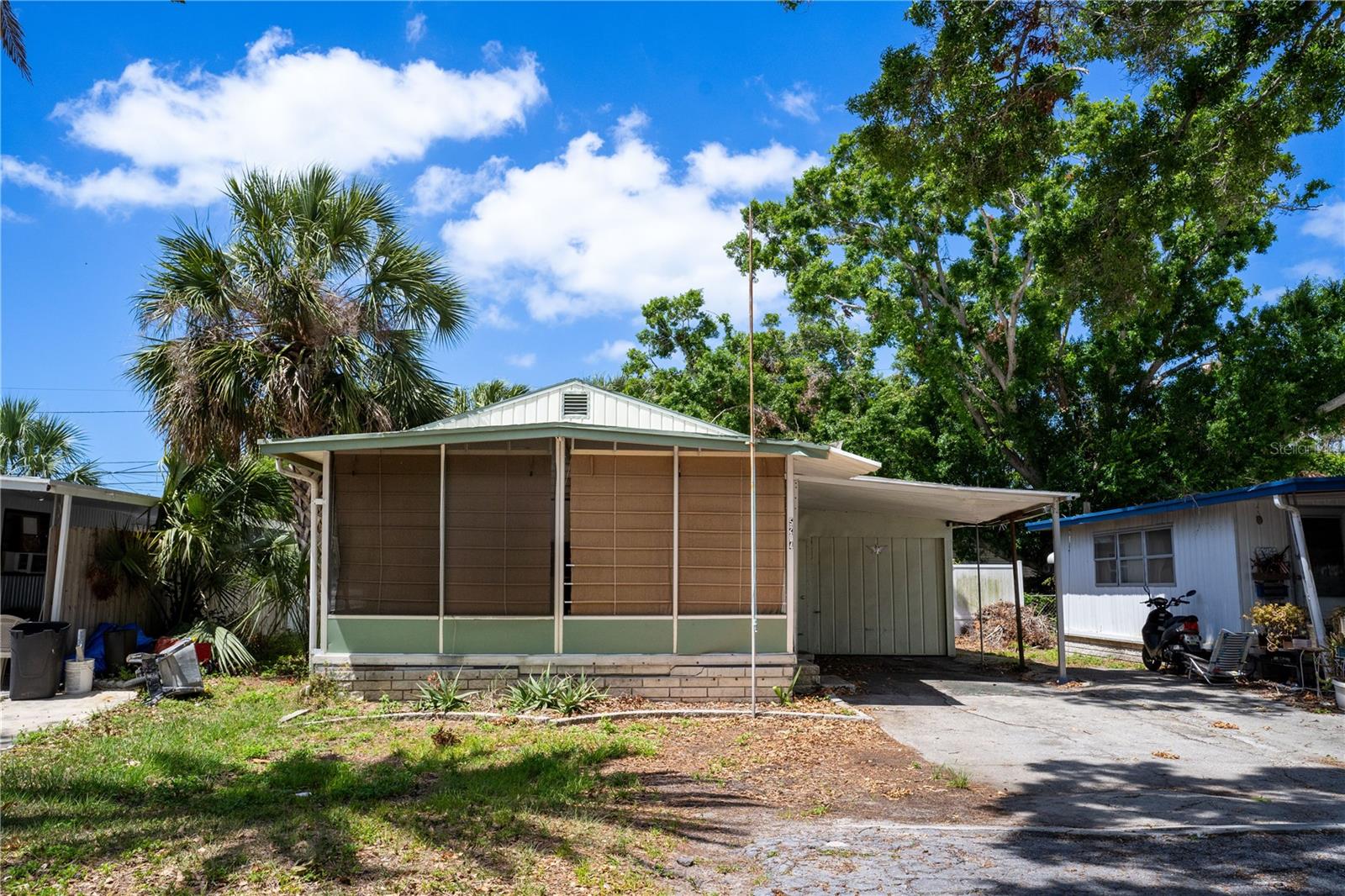 5204 YELLOW PINE ST N, ST PETERSBURG, FL, 33709