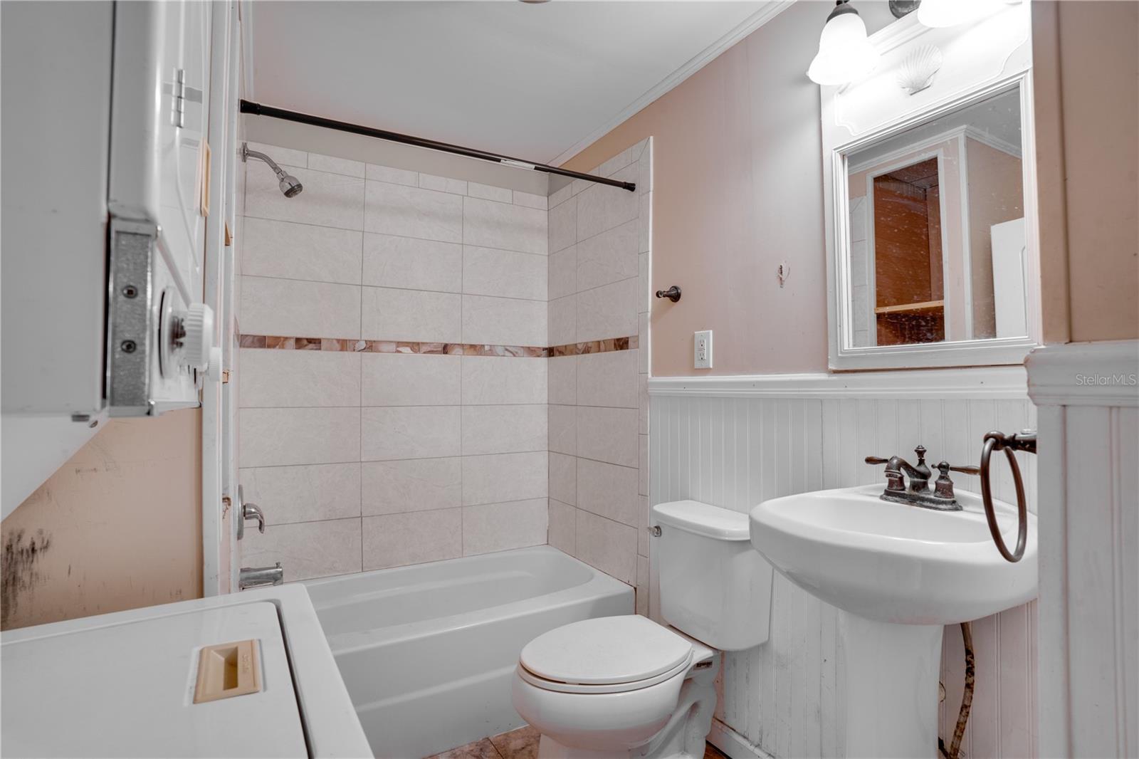 5204 YELLOW PINE ST N, ST PETERSBURG, FL, 33709