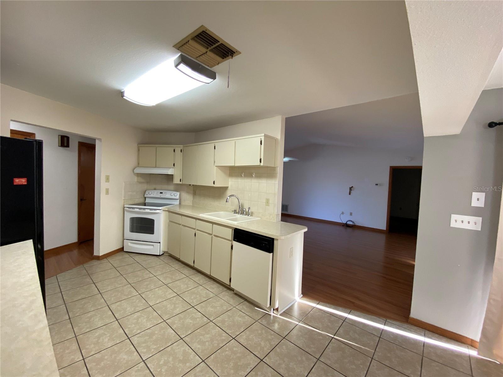 12824 LAKE TREE LN, HUDSON, FL, 34669