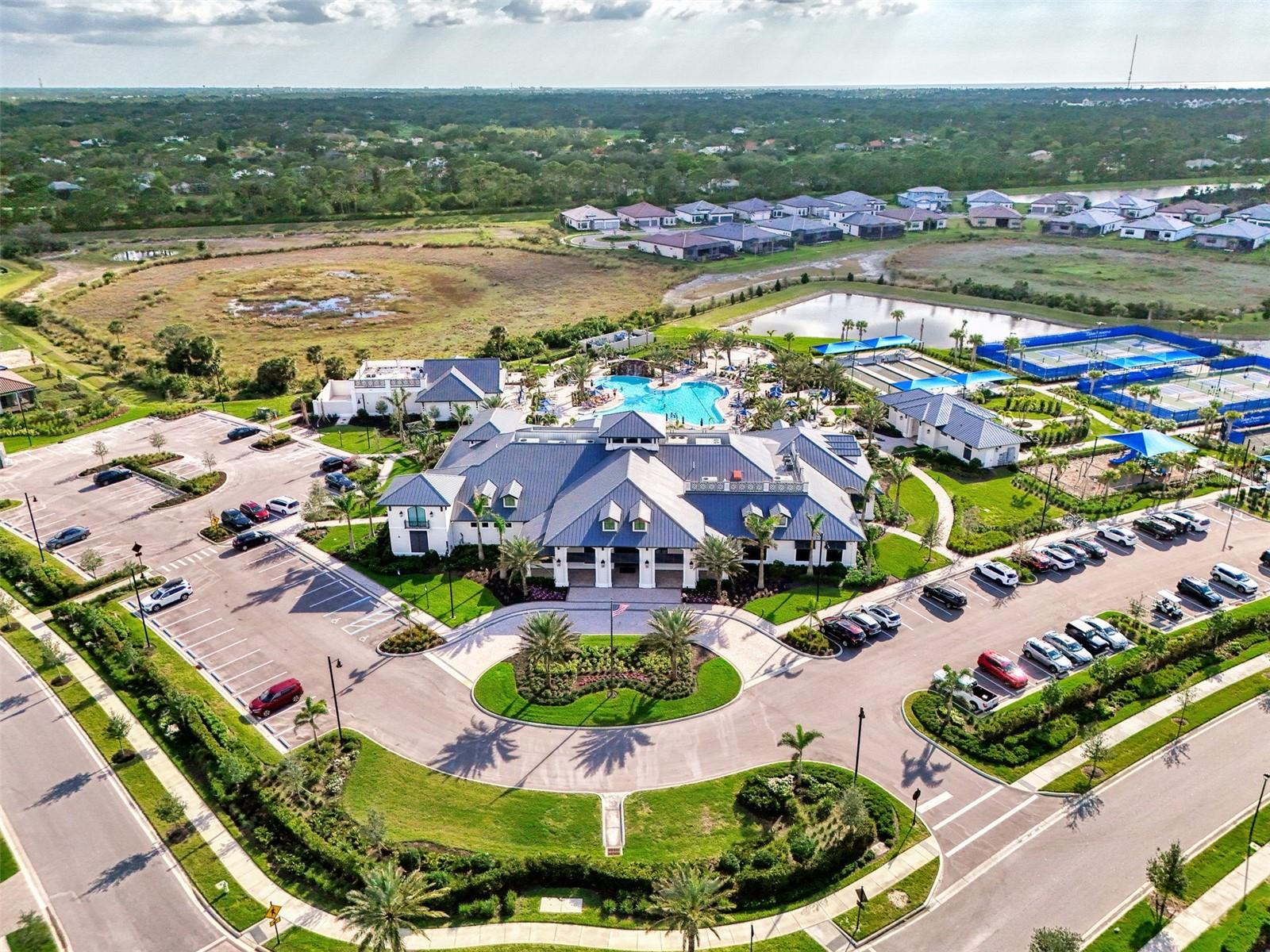 6267 CRESTED EAGLE LN, NOKOMIS, FL, 34275