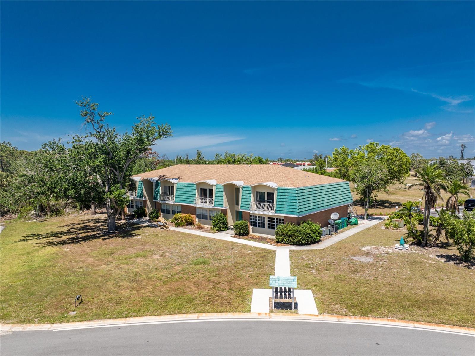 3586 CAPE HAZE DR N #B6, ROTONDA WEST, FL, 33947
