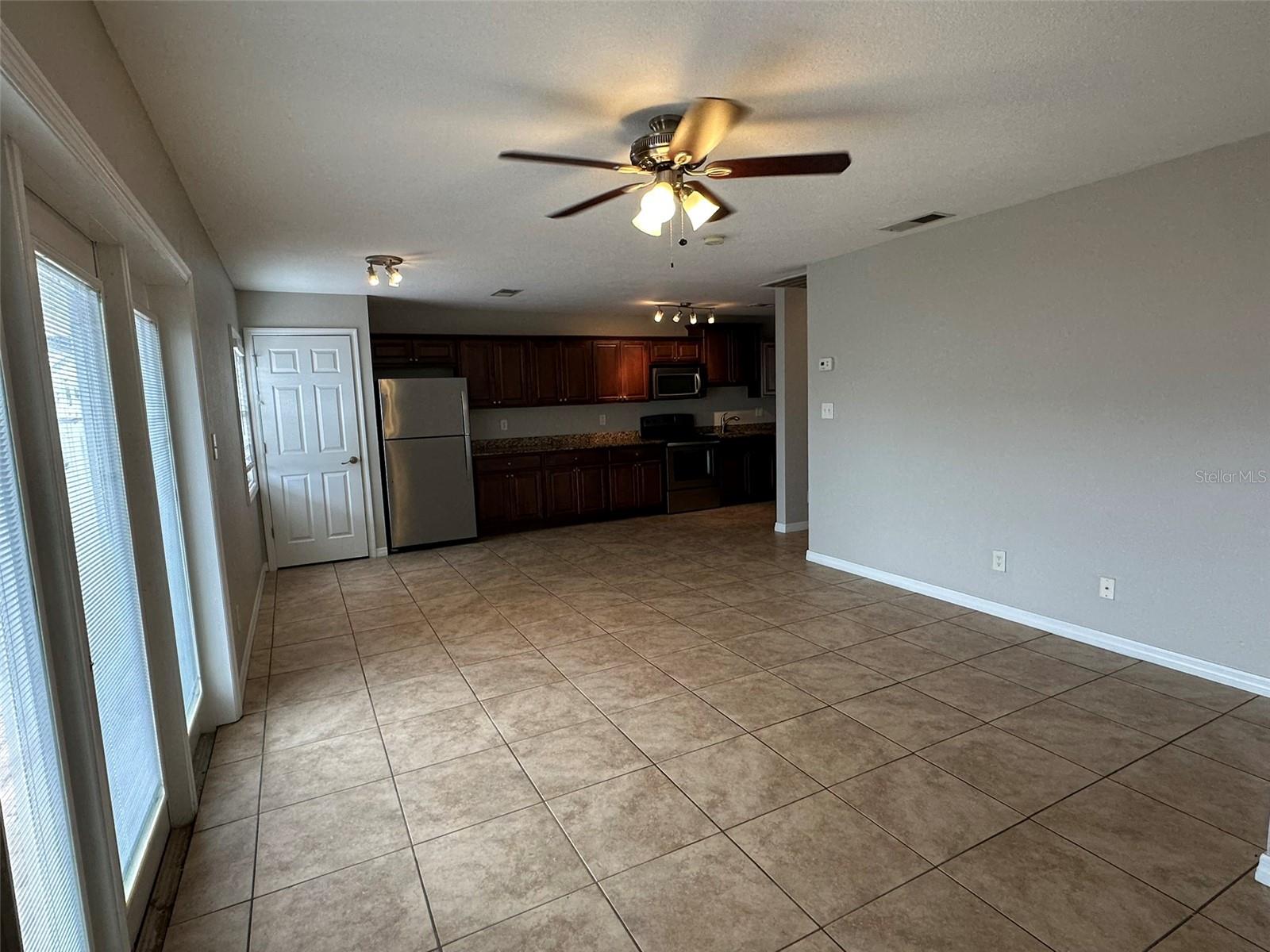 4728 BEACH DR SE #B, ST PETERSBURG, FL, 33705