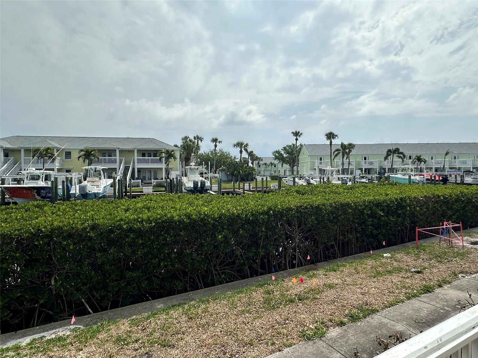 4728 BEACH DR SE #B, ST PETERSBURG, FL, 33705