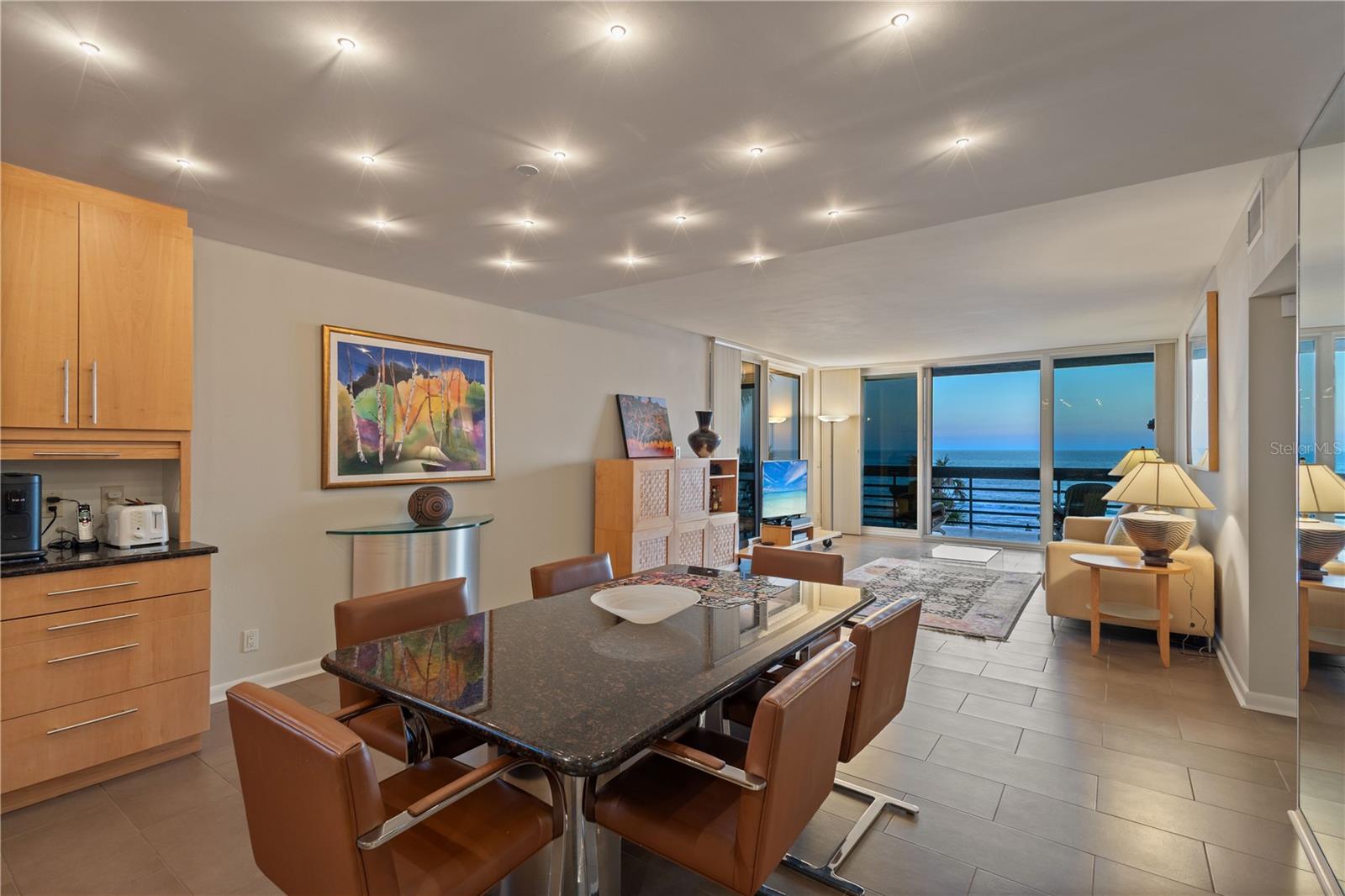 1045 GULF OF MEXICO DR #205, LONGBOAT KEY, FL, 34228