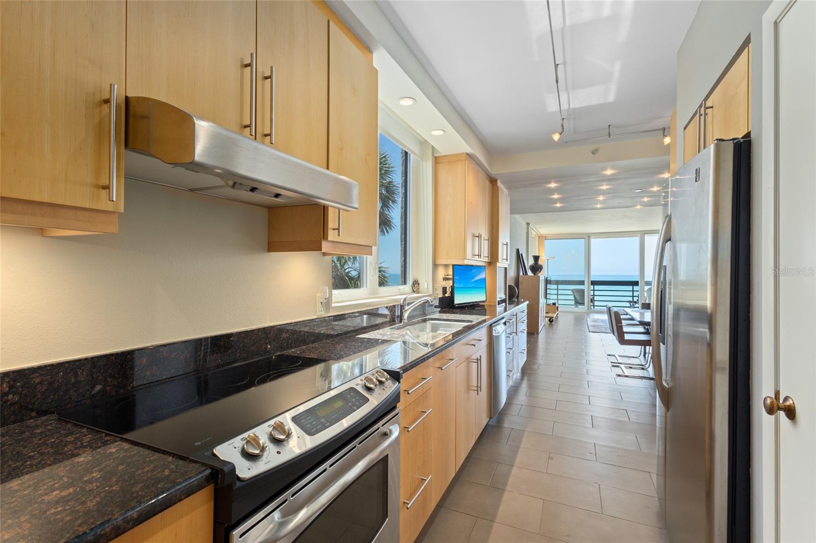 1045 GULF OF MEXICO DR #205, LONGBOAT KEY, FL, 34228