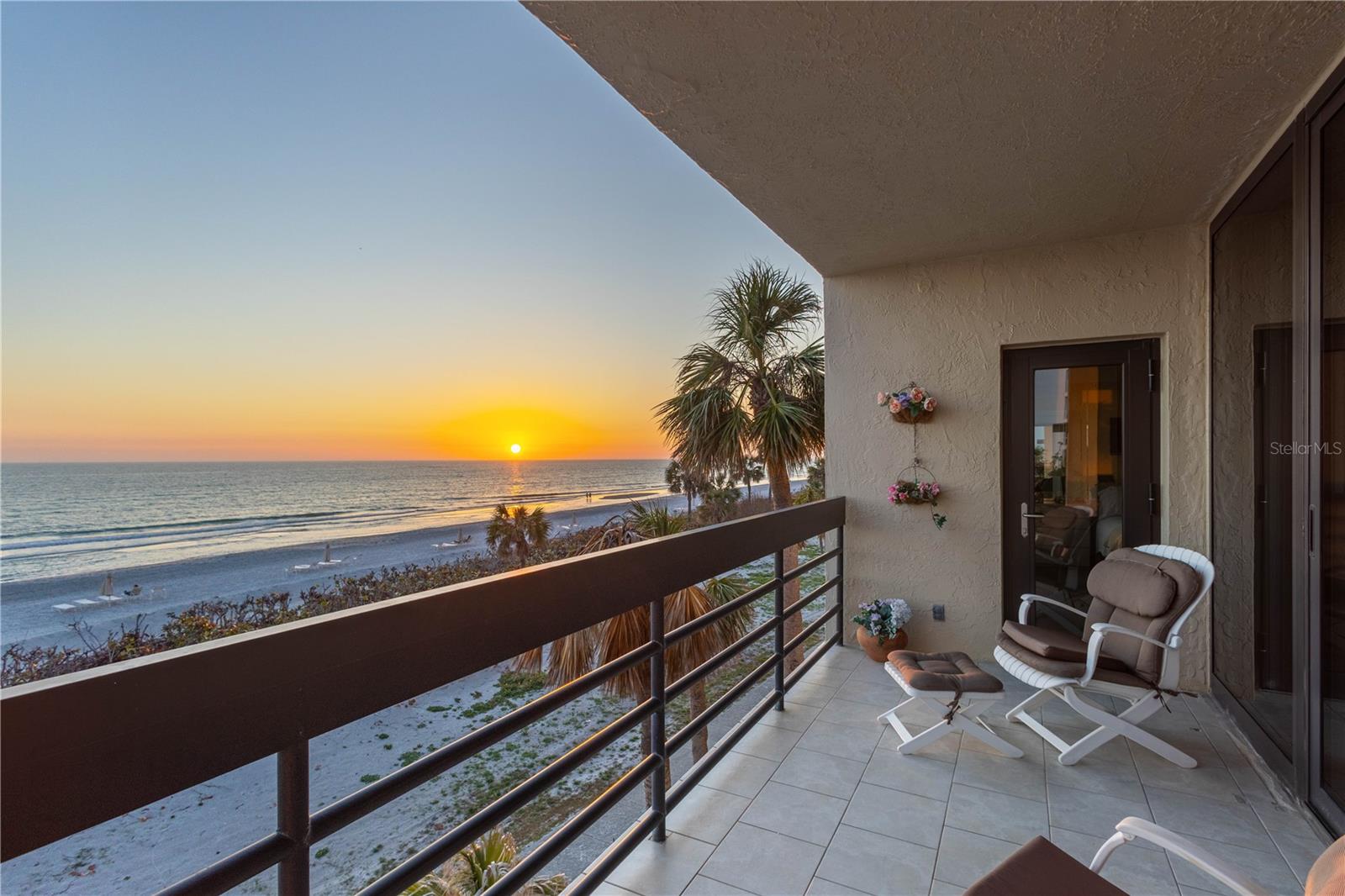 1045 GULF OF MEXICO DR #205, LONGBOAT KEY, FL, 34228