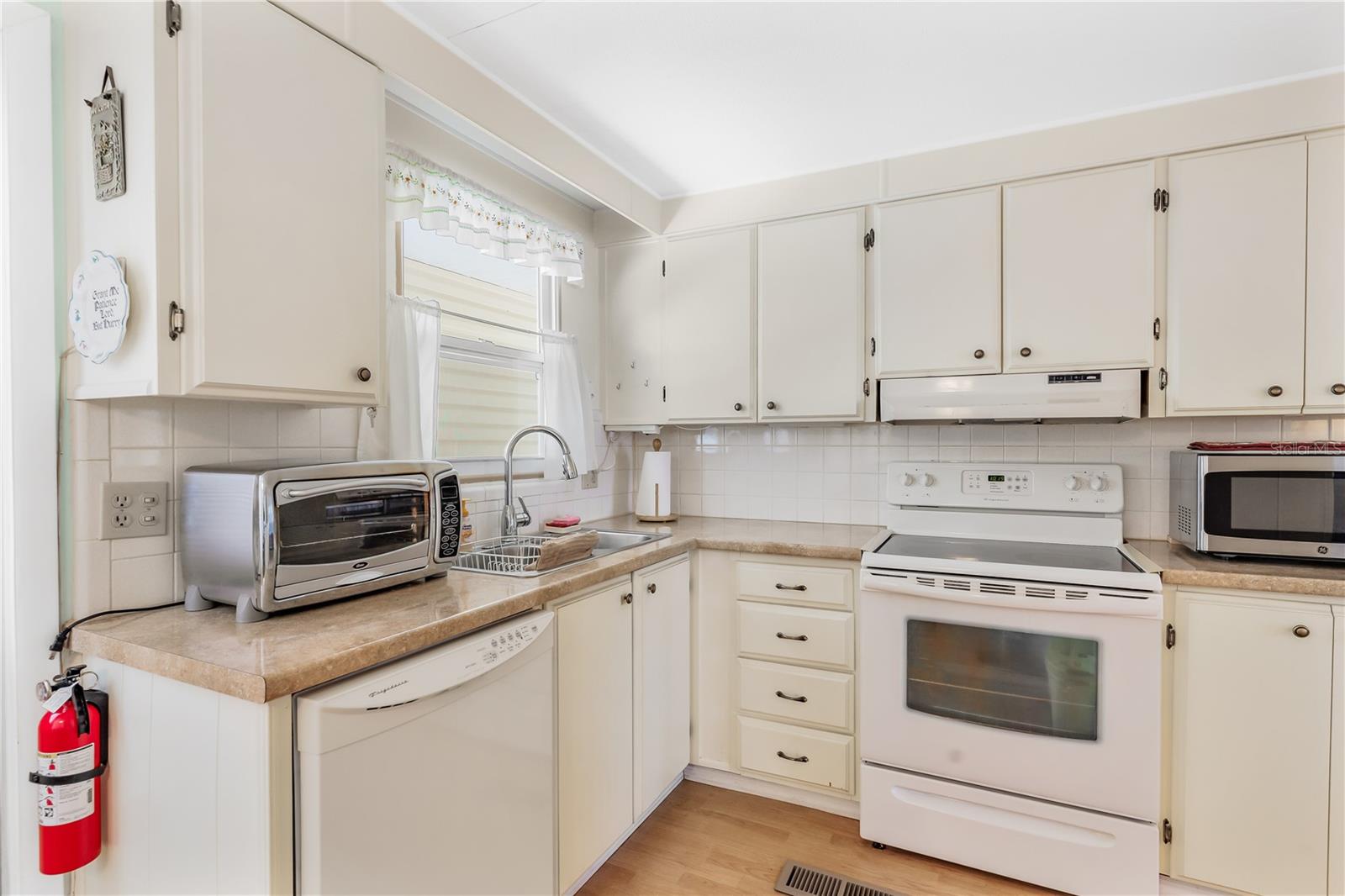 2615 CARPENTER PL, LEESBURG, FL, 34748