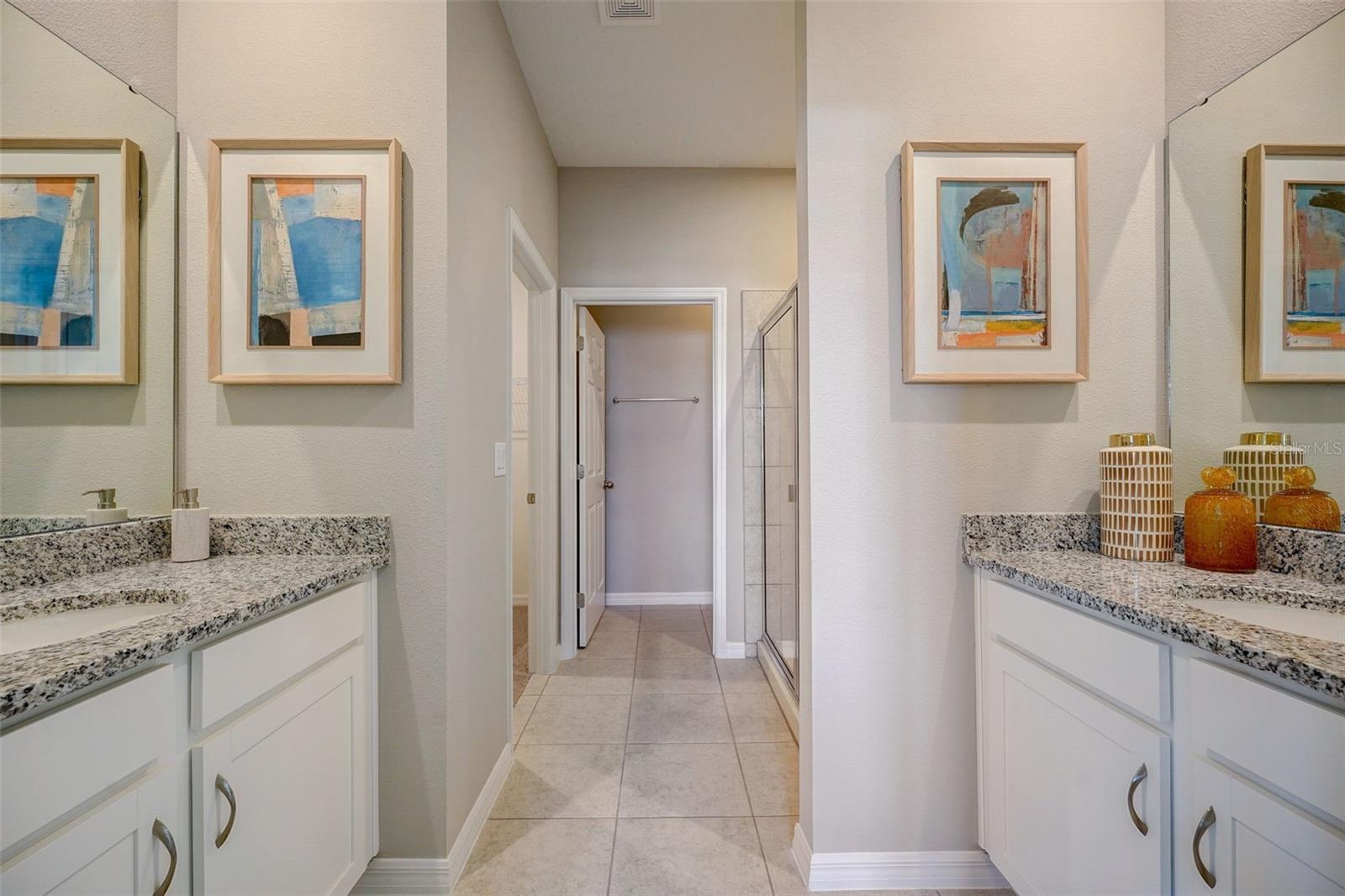 403 SHOREVIEW SANDS AVE, MASCOTTE, FL, 34753