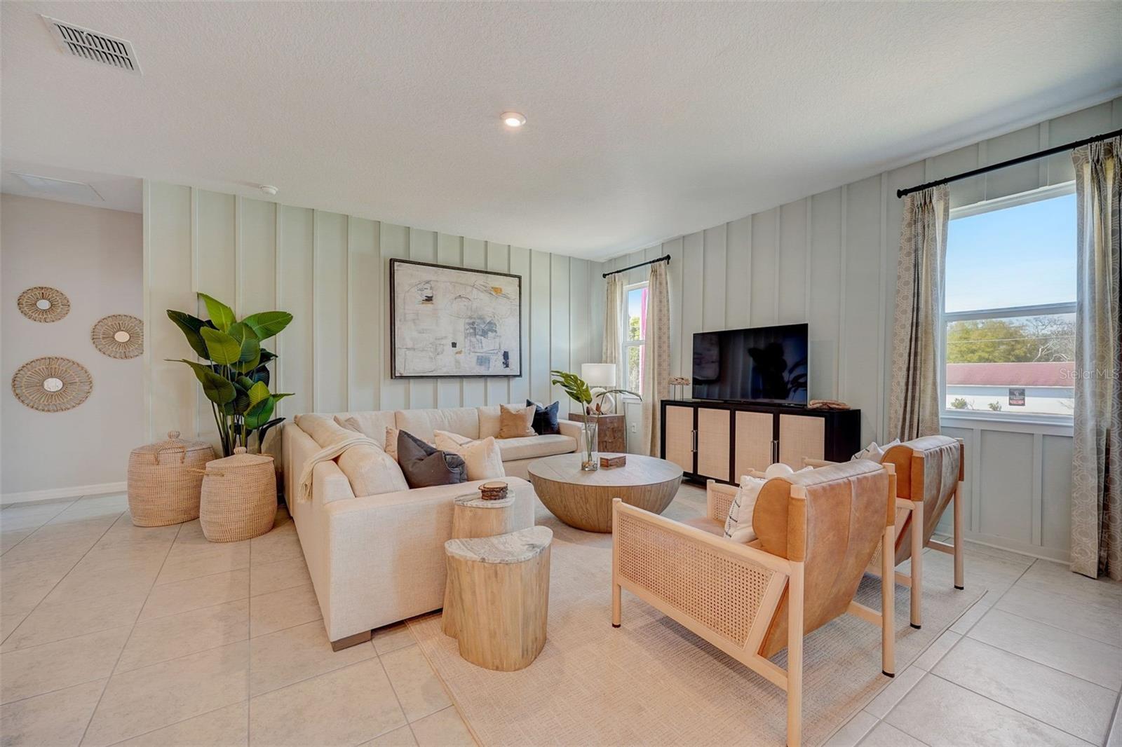 403 SHOREVIEW SANDS AVE, MASCOTTE, FL, 34753