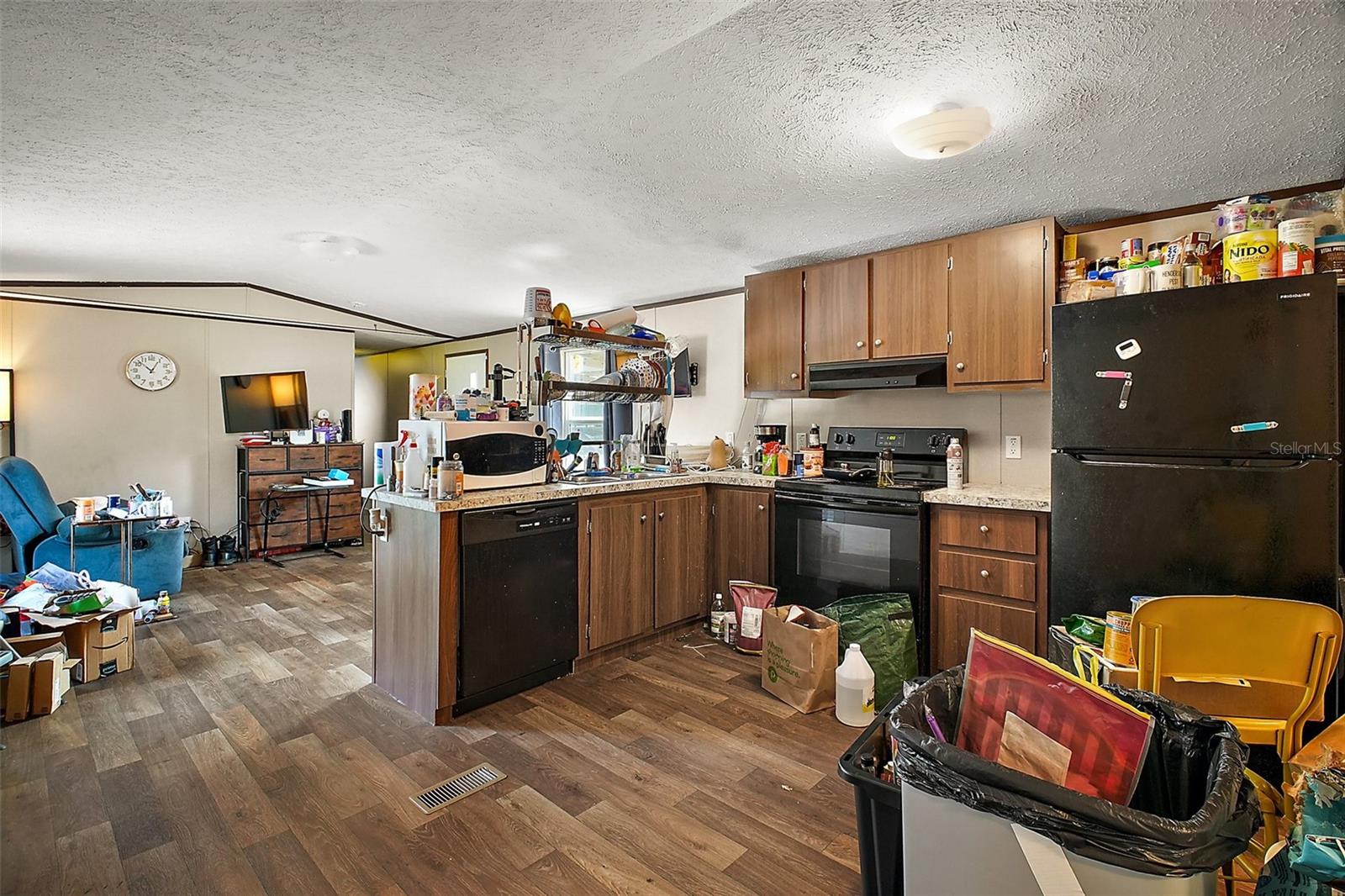 14300 BEVERLY DR, ASTATULA, FL, 34705