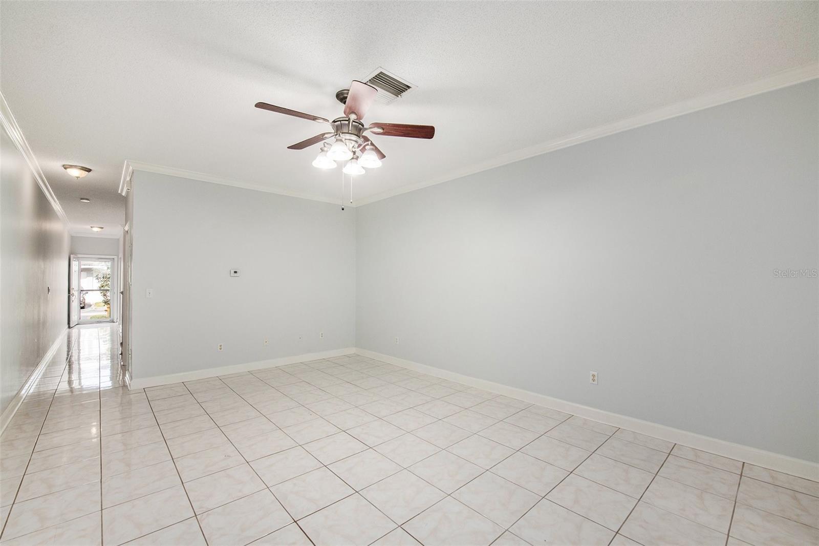 18111 PARADISE POINT DR, TAMPA, FL, 33647