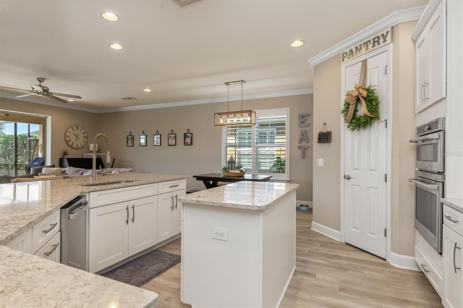 5749 SUNFLOWER CIR, SARASOTA, FL, 34238