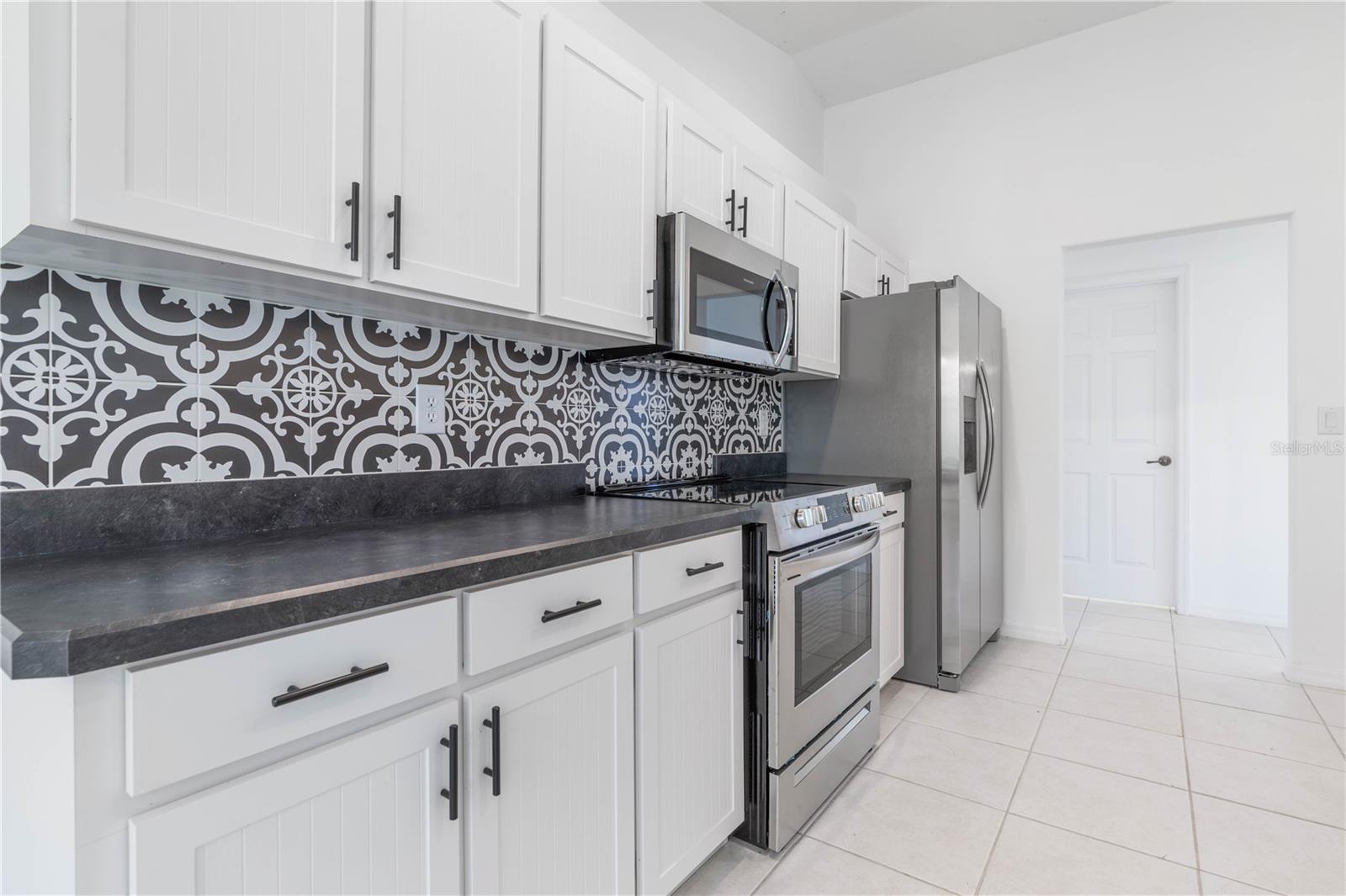 31 SEATTLE TRL, PALM COAST, FL, 32164