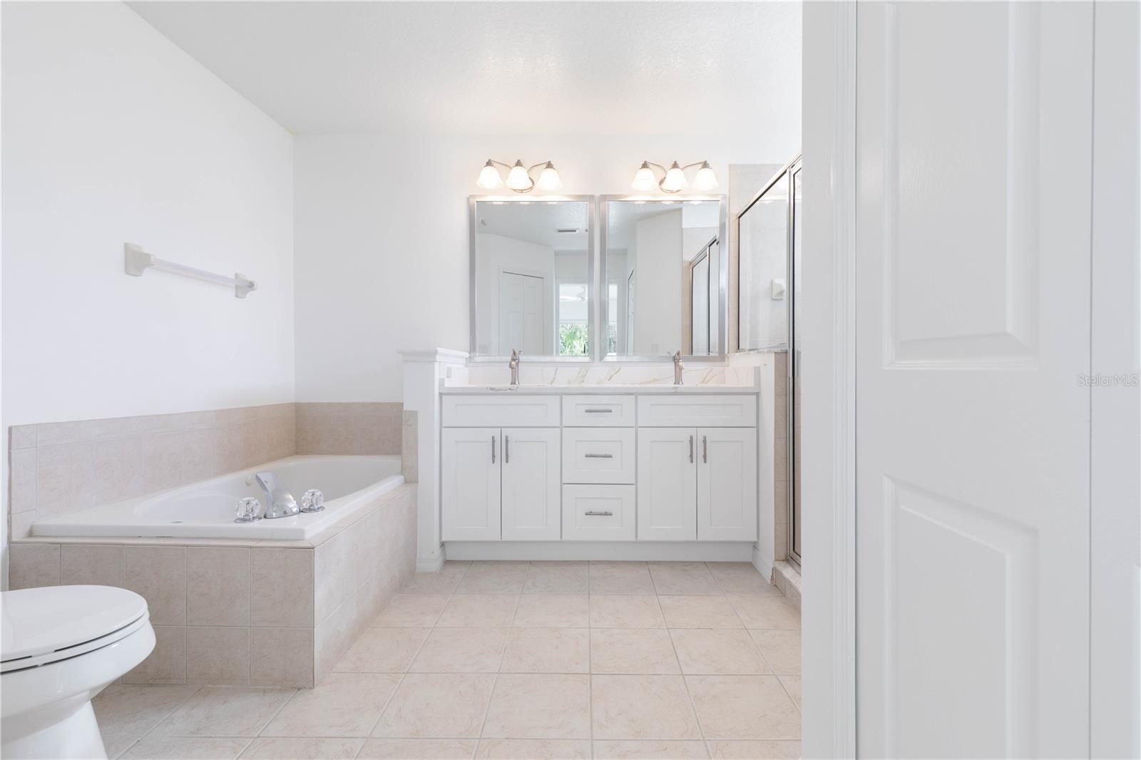 31 SEATTLE TRL, PALM COAST, FL, 32164