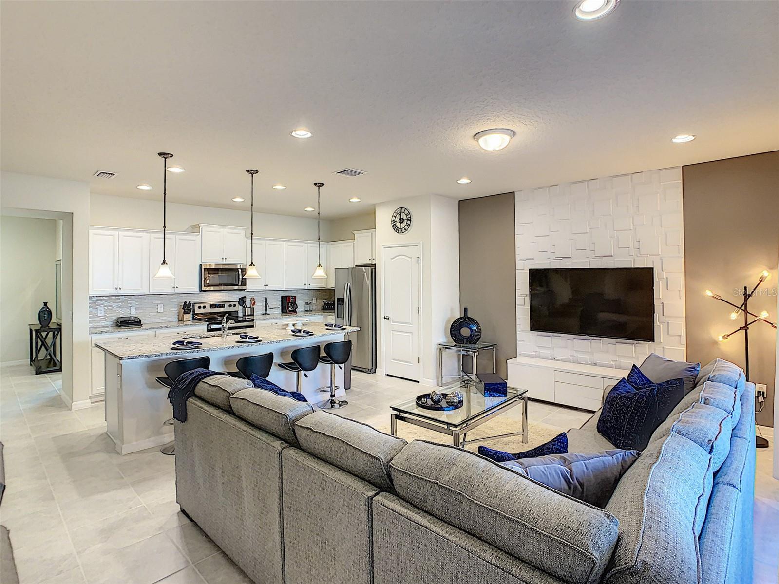 2430 TANGIER DR, KISSIMMEE, FL, 34747
