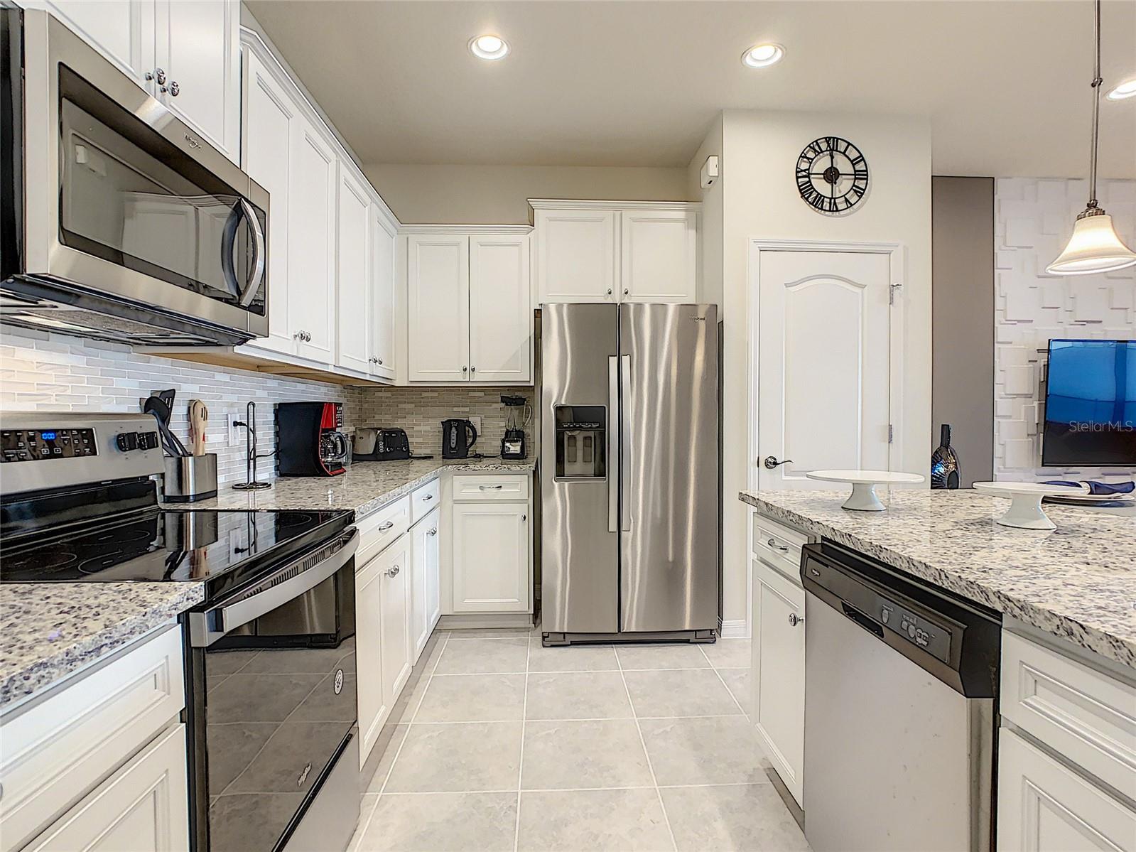 2430 TANGIER DR, KISSIMMEE, FL, 34747