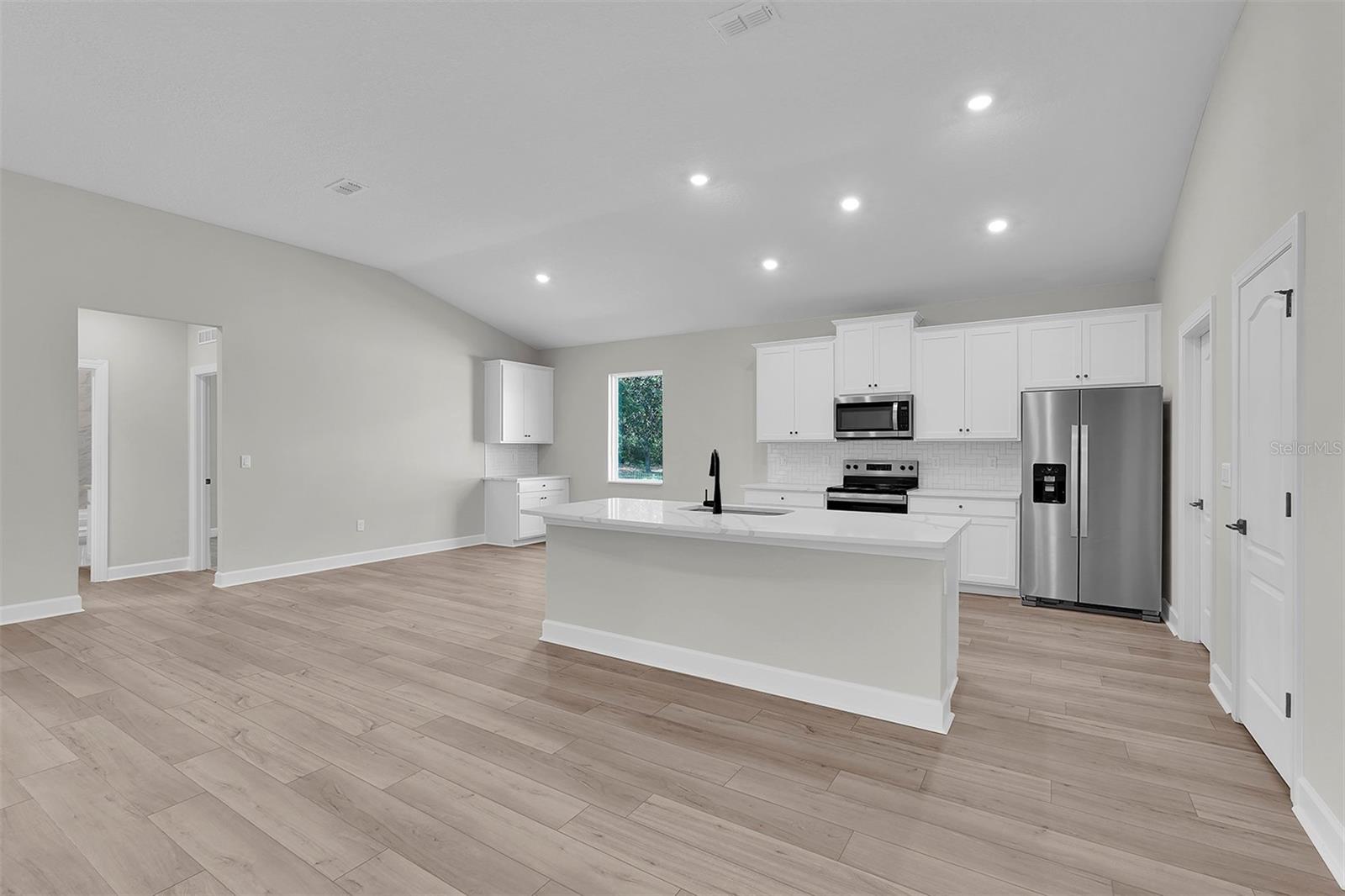 33 FERBER LN, PALM COAST, FL, 32137
