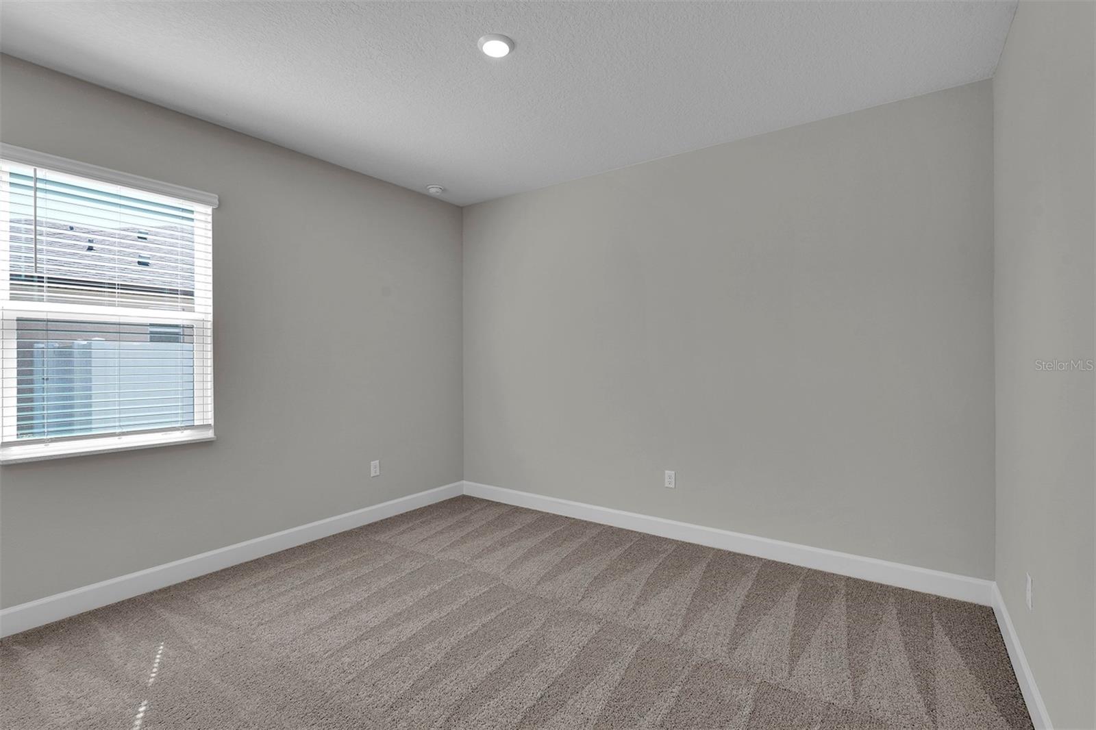 33 FERBER LN, PALM COAST, FL, 32137
