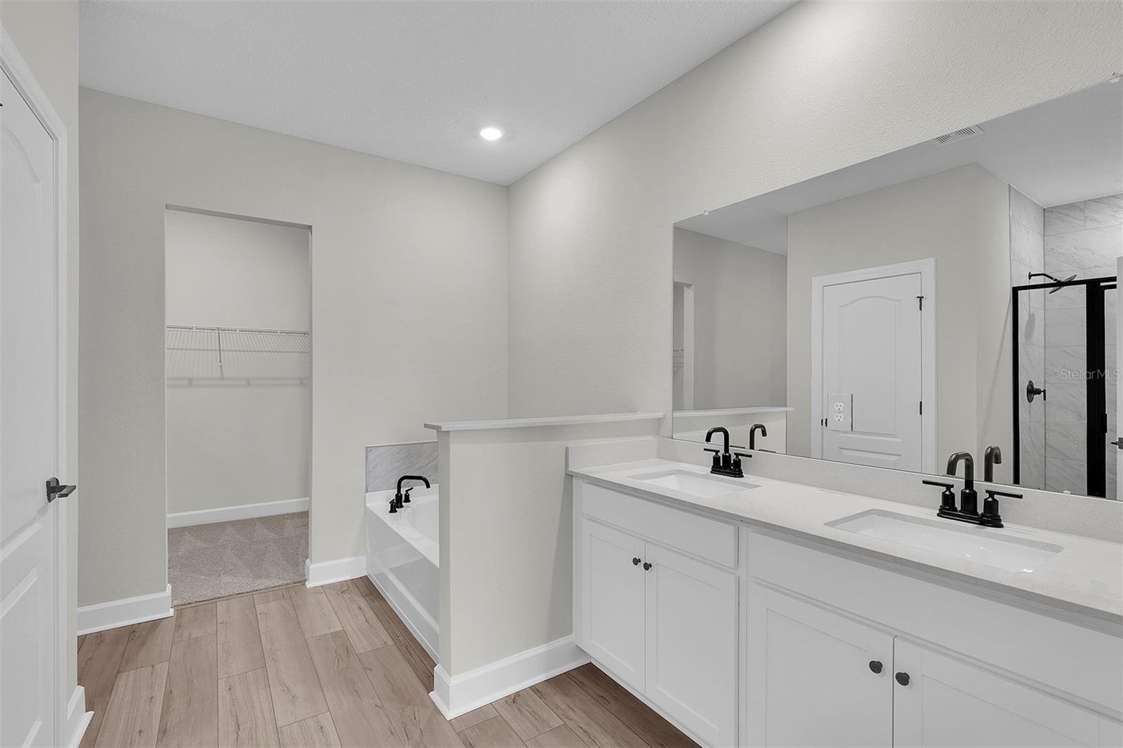 33 FERBER LN, PALM COAST, FL, 32137