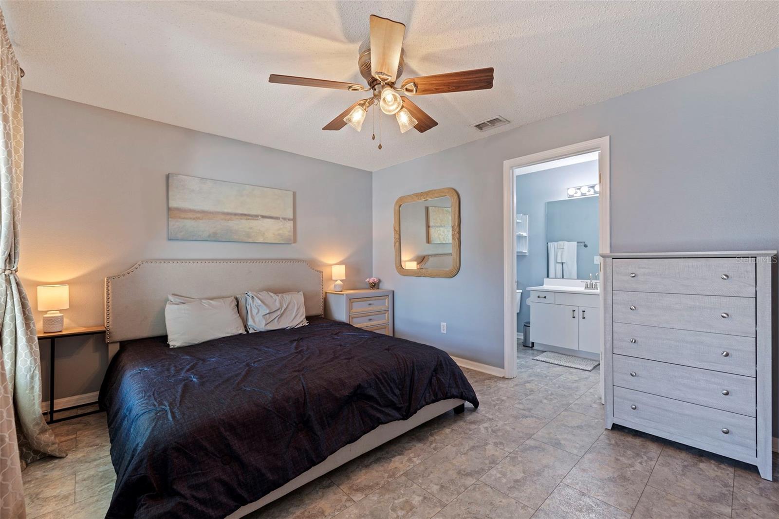 225 18TH AVE S, ST PETERSBURG, FL, 33705
