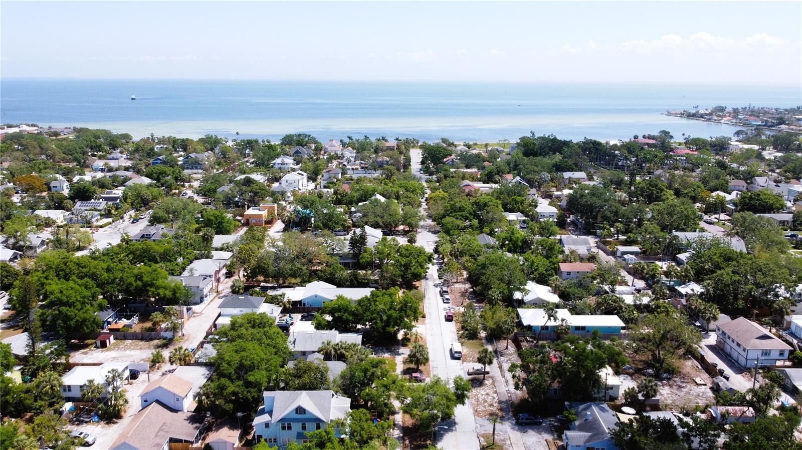 225 18TH AVE S, ST PETERSBURG, FL, 33705