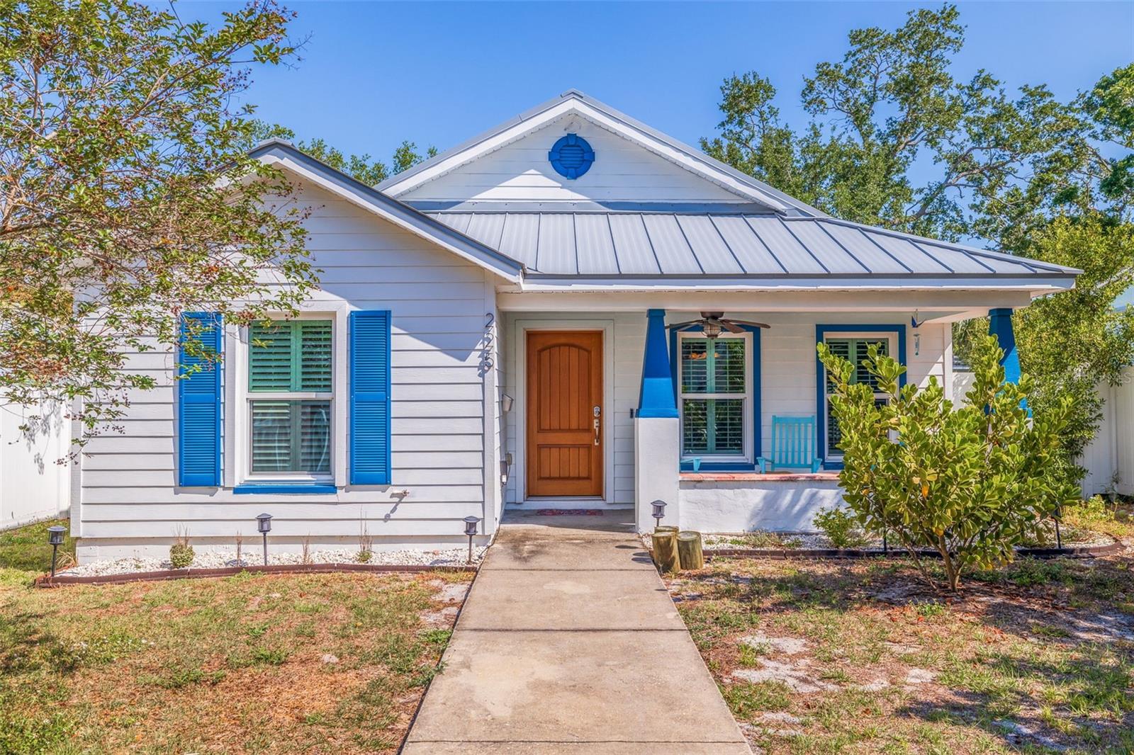 225 18TH AVE S, ST PETERSBURG, FL, 33705