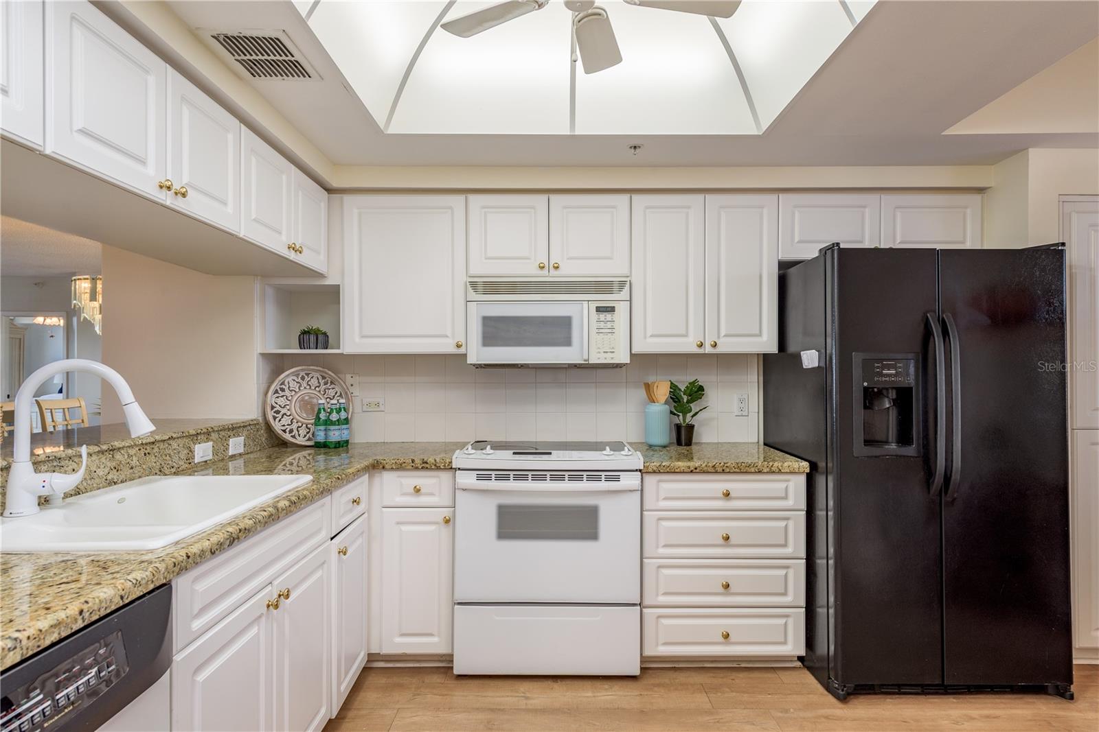 6475 SHORELINE DR #5403, ST PETERSBURG, FL, 33708